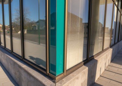 2*lam SST/Black Spacer/herdet fasadegl 6033 --Rubicon